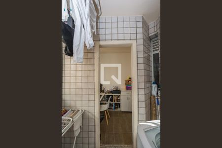 Apartamento para alugar com 107m², 2 quartos e 2 vagas Apartamento para alugar com 107m², 2 quartos e 2 vagasQuarto de Serviço - Escritório