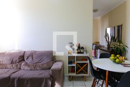 Sala de apartamento à venda com 2 quartos, 53m² em Parque das Nações, Santo André