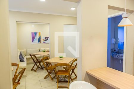 Apartamento para alugar com 41m², 2 quartos e sem vaga Apartamento para alugar com 41m², 2 quartos e sem vagaÁrea comum - Salão de festas