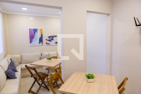 Apartamento para alugar com 41m², 2 quartos e sem vaga Apartamento para alugar com 41m², 2 quartos e sem vagaÁrea comum - Salão de festas