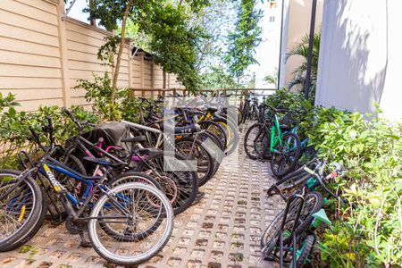 Apartamento para alugar com 41m², 2 quartos e sem vaga Apartamento para alugar com 41m², 2 quartos e sem vagaBicicletário