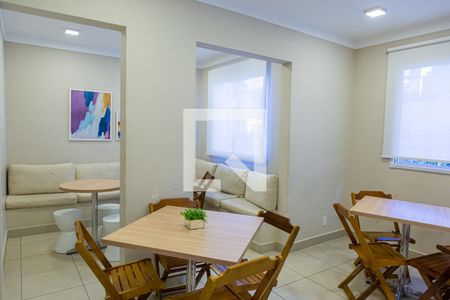 Apartamento para alugar com 41m², 2 quartos e sem vaga Apartamento para alugar com 41m², 2 quartos e sem vagaÁrea comum - Salão de festas
