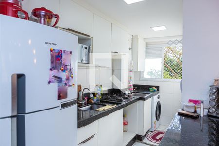 Cozinha de apartamento para alugar com 2 quartos, 41m² em Vila Penteado, São Paulo