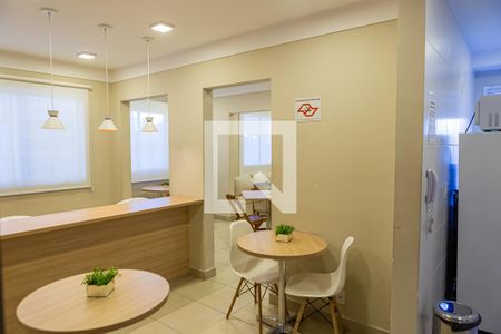 Apartamento para alugar com 41m², 2 quartos e sem vaga Apartamento para alugar com 41m², 2 quartos e sem vagaÁrea comum - Salão de festas
