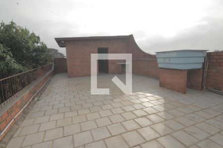 Casa para alugar com 240m², 2 quartos e 2 vagasTerraço