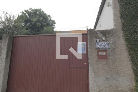 Casa para alugar com 240m², 2 quartos e 2 vagasFachada