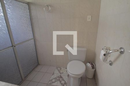 Casa para alugar com 240m², 2 quartos e 2 vagasBanheiro