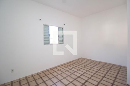 Casa para alugar com 150m², 4 quartos e 2 vagas Casa para alugar com 150m², 4 quartos e 2 vagasQuarto 1