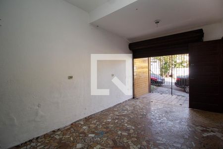 Casa para alugar com 150m², 4 quartos e 2 vagas Casa para alugar com 150m², 4 quartos e 2 vagasGaragem