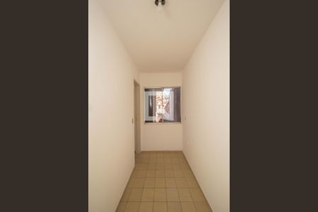 Casa para alugar com 150m², 4 quartos e 2 vagas Casa para alugar com 150m², 4 quartos e 2 vagasCorredor