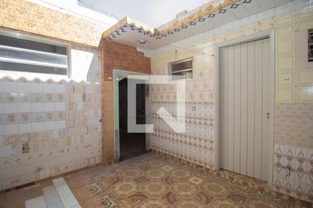 Casa para alugar com 150m², 4 quartos e 2 vagas Casa para alugar com 150m², 4 quartos e 2 vagasQuintal