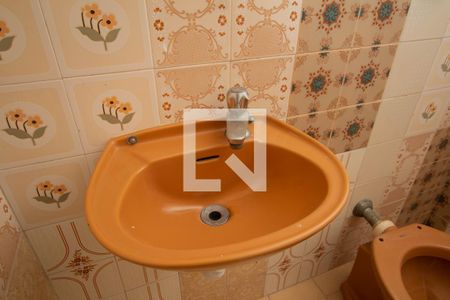 Casa para alugar com 150m², 4 quartos e 2 vagas Casa para alugar com 150m², 4 quartos e 2 vagasBanheiro de Serviço