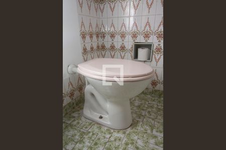 Casa para alugar com 150m², 4 quartos e 2 vagas Casa para alugar com 150m², 4 quartos e 2 vagasLavabo