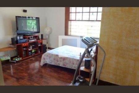 Casa à venda com 4 quartos, 450m² em Santo Antônio, Belo Horizonte