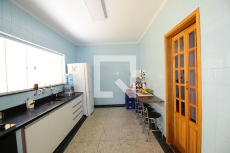 Casa à venda com 250m², 3 quartos e 4 vagasCozinha