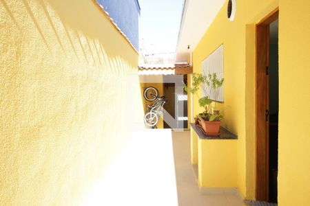 Casa à venda com 250m², 3 quartos e 4 vagasCorredor