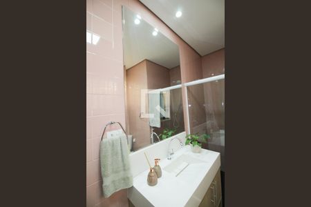 Casa à venda com 250m², 3 quartos e 4 vagasBanheiro 2