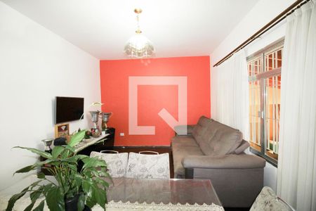 Casa à venda com 250m², 3 quartos e 4 vagasSala