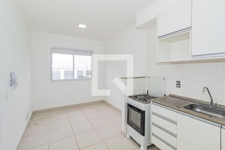 Sala/Cozinha de apartamento para alugar com 1 quarto, 27m² em Jardim Mirante, São Paulo