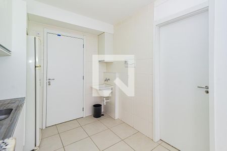 Sala/Cozinha de apartamento para alugar com 1 quarto, 27m² em Jardim Mirante, São Paulo