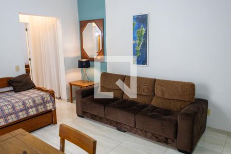 Sala de apartamento para alugar com 1 quarto, 47m² em Canasvieiras, Florianópolis