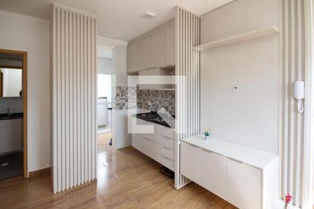  Sala e Cozinha  de apartamento à venda com 2 quartos, 40m² em Vila Formosa, São Paulo