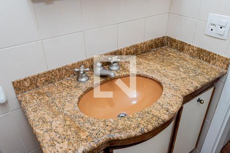 Apartamento para alugar com 98m², 3 quartos e 1 vaga Apartamento para alugar com 98m², 3 quartos e 1 vagaBanheiro suite