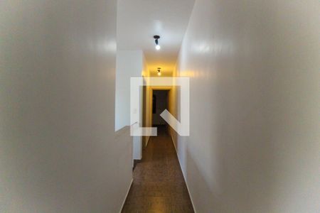 Corredor de casa para alugar com 3 quartos, 138m² em Jardim Nossa Senhora do Carmo, São Paulo