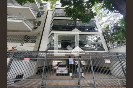 Apartamento à venda com 86m², 2 quartos e 1 vagaFachada