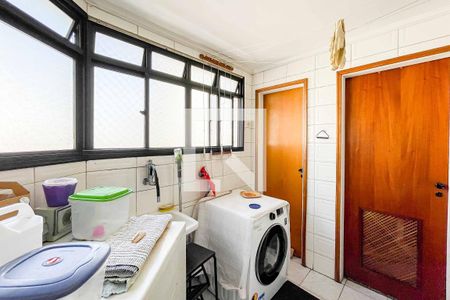 Apartamento à venda com 133m², 3 quartos e 2 vagasÁrea de Serviço