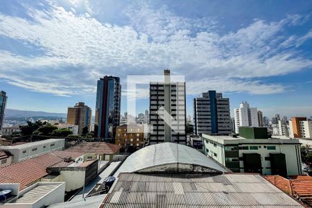Apartamento à venda com 133m², 3 quartos e 2 vagasVista
