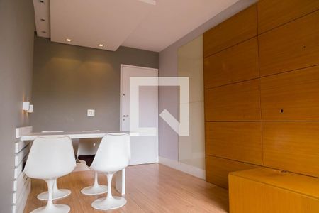 Sala de apartamento à venda com 2 quartos, 55m² em Vila Paulista, São Paulo