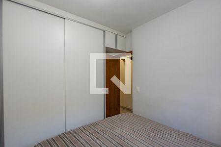 Quarto 1 de apartamento à venda com 2 quartos, 72m² em Estoril, Belo Horizonte