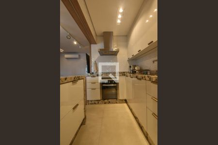 Apartamento para alugar com 73m², 2 quartos e 2 vagasCozinha