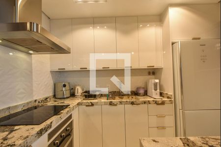 Apartamento para alugar com 73m², 2 quartos e 2 vagasCozinha