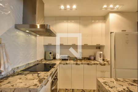 Apartamento para alugar com 73m², 2 quartos e 2 vagasCozinha