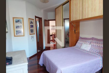 Casa à venda com 430m², 4 quartos e 4 vagas Casa à venda com 430m², 4 quartos e 4 vagasSuite 2