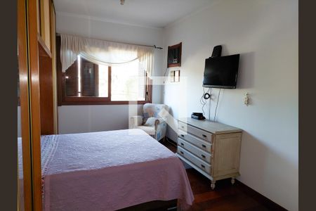 Casa à venda com 430m², 4 quartos e 4 vagas Casa à venda com 430m², 4 quartos e 4 vagasSuite 2