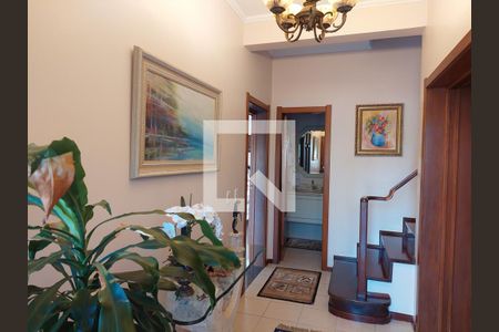 Casa à venda com 430m², 4 quartos e 4 vagas Casa à venda com 430m², 4 quartos e 4 vagasHall de entrada