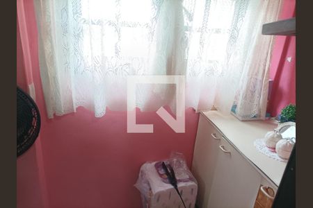 Casa à venda com 108m², 2 quartos e 2 vagasBanheiro quarto suíte