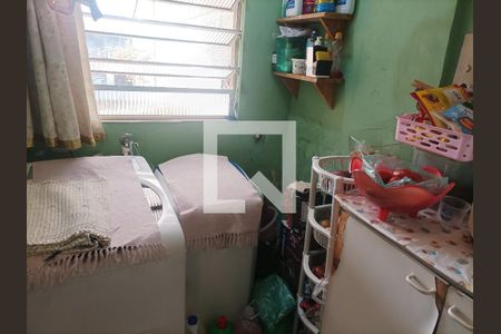 Casa à venda com 108m², 2 quartos e 2 vagasLavanderia