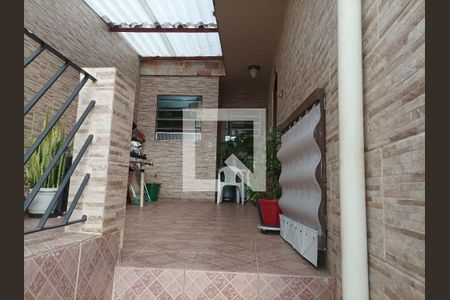 Casa à venda com 108m², 2 quartos e 2 vagasQuintal