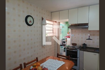 Casa à venda com 108m², 2 quartos e 2 vagasCozinha