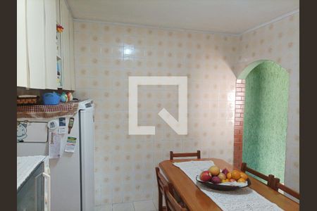 Casa à venda com 108m², 2 quartos e 2 vagasCozinha