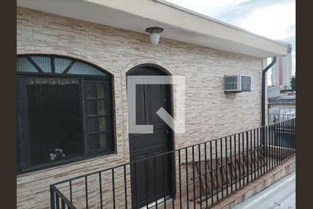 Casa à venda com 108m², 2 quartos e 2 vagasVaranda cobertura