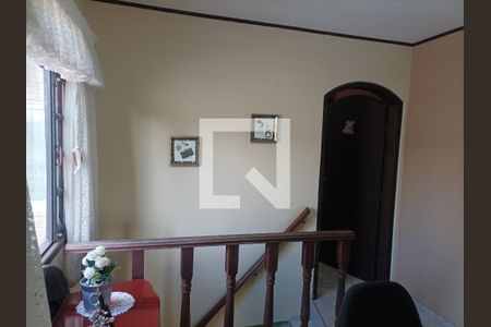 Casa à venda com 108m², 2 quartos e 2 vagasHall dos quartos