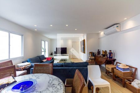 Sala de apartamento à venda com 3 quartos, 145m² em Moema, São Paulo