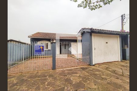 Casa à venda com 120m², 3 quartos e 1 vaga Casa à venda com 120m², 3 quartos e 1 vagaFachada