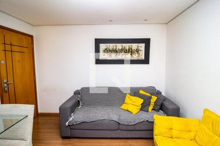 Sala de apartamento à venda com 2 quartos, 60m² em Chácaras Califórnia, Contagem