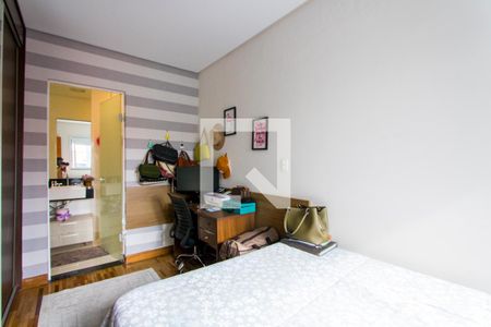 Casa à venda com 200m², 3 quartos e 4 vagasQuarto 2 - Suíte